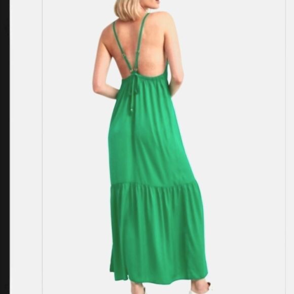 Halston Maxi Dress in Parakeet Green  GORGEOUS - Picture 1 of 10